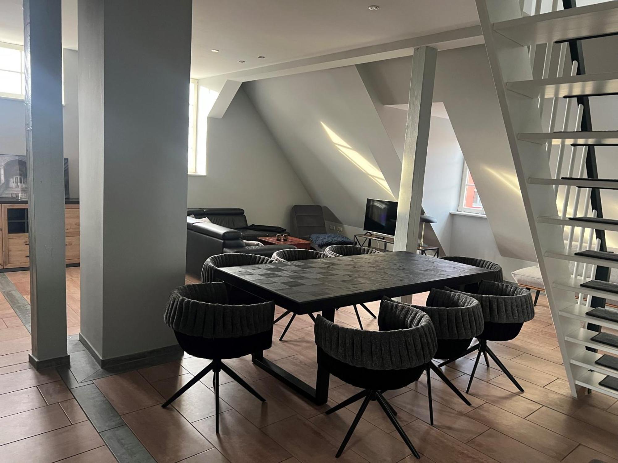 Hotel Weinhaus Woehler à Schwerin  Extérieur photo