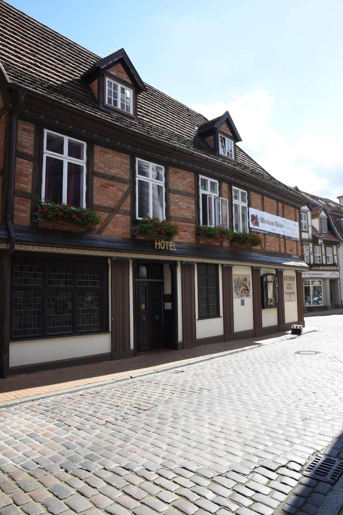 Hotel Weinhaus Woehler à Schwerin  Extérieur photo